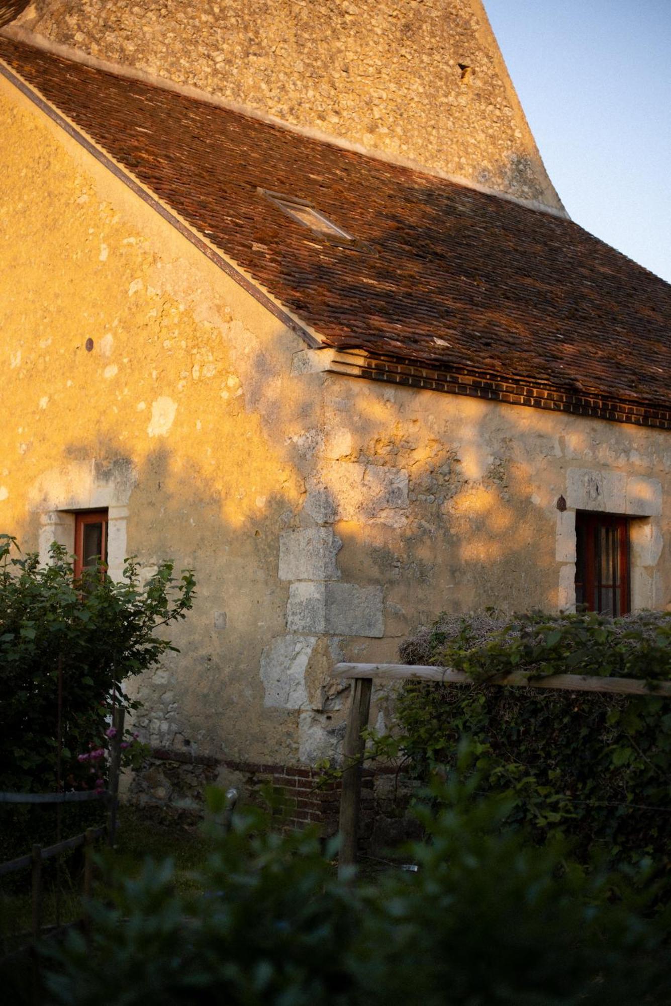 Le Manoir Du Plessis Hotel Dance  Bagian luar foto